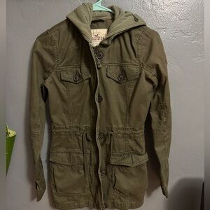 HOLLISTER ARMY JACKET .